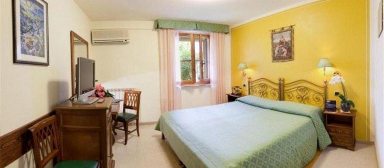 Campiglione Hotel Assisi Bagian luar foto
