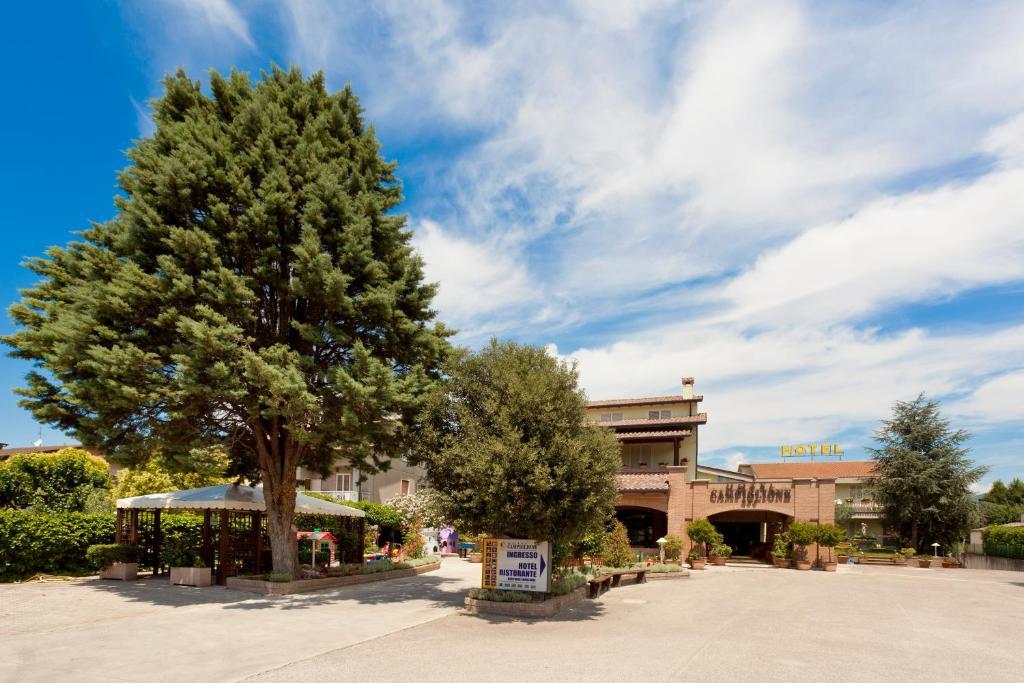 Campiglione Hotel Assisi Bagian luar foto
