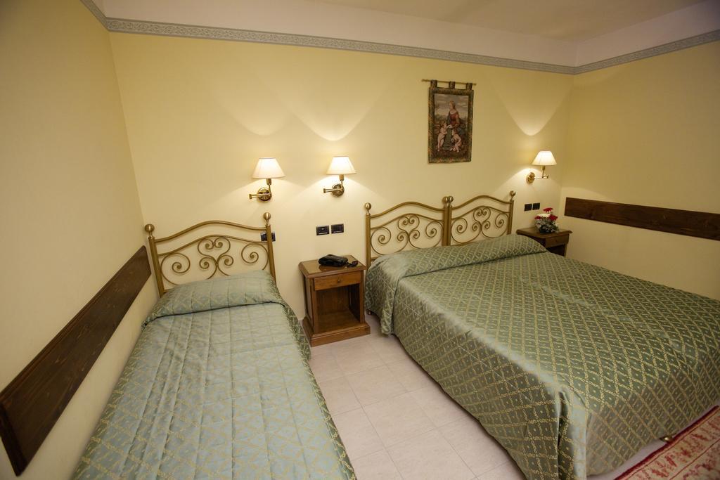 Campiglione Hotel Assisi Ruang foto